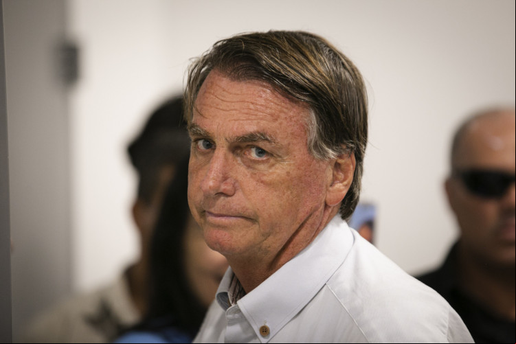 Bolsonaro tem um indiciamento e várias denúncias na fila