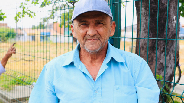 Comerciante João Batista, 61, estava aguardando para votar