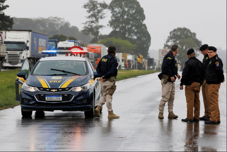 PRF ainda registra bloqueios de rodovias em ao menos sete estados