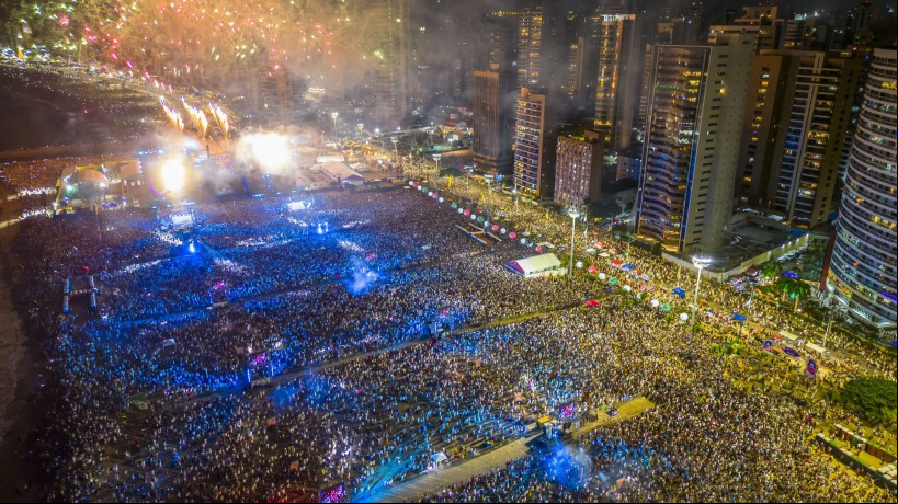Expectativa da Prefeitura de Fortaleza é que o Réveillon atraia 600 mil turistas