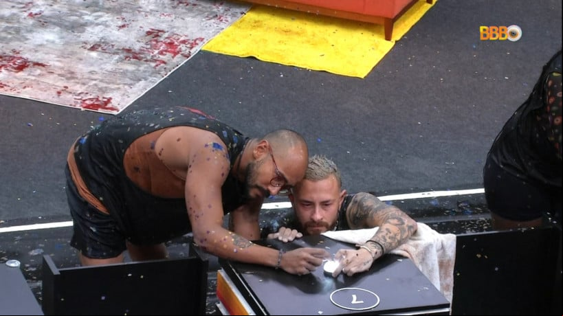 Fred e Ricardo vencem prova de resistência no BBB 23 e estão imunes