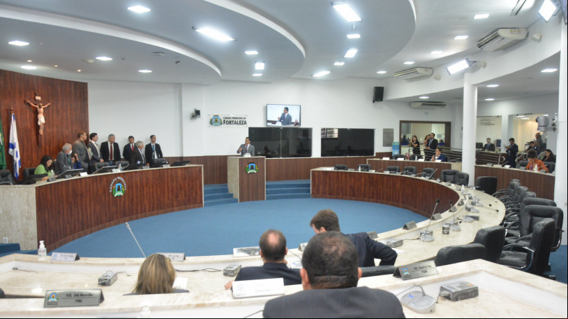 VOTAÇÃO das isenções à Taxa do Lixo teve 39 votos a favor e nenhum contra