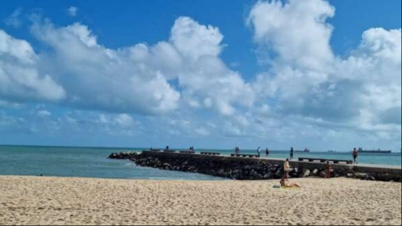 Saiba quais praias estão próprias para banho neste fim de semana em Fortaleza
