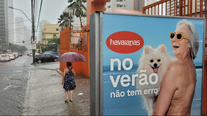 Manhã de chuvas em Fortaleza nesta sexta-feira, 24
