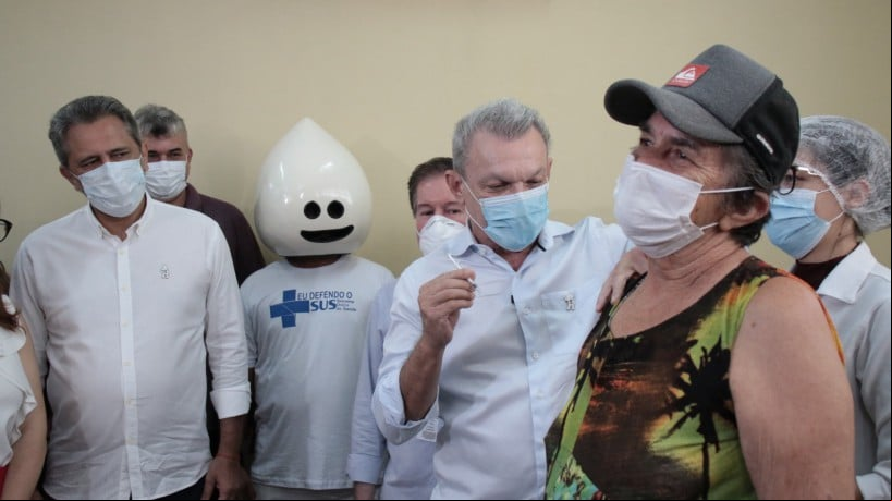  GOVERNADOR Elmano de Freitas e o prefeito de Fortaleza, Sarto Nogueira, participaram do lançamento