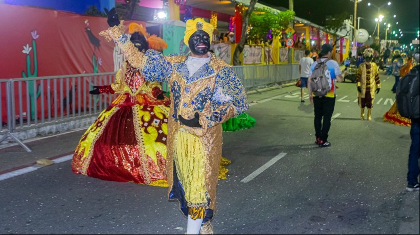 Nação Pici em desfile carnavalesco  