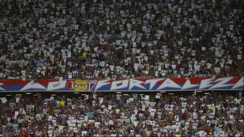 Torcida do Fortaleza no Jogo pela Copa Libertadores da América, na Arena Castelão