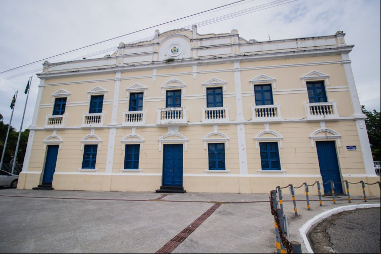 Prefeitura de Fortaleza empossa 40 novos servidores da Sefin.