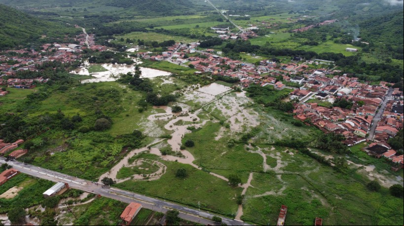 AÇUDE Mundaú, em Uruburetama, também sangrou no ano ado