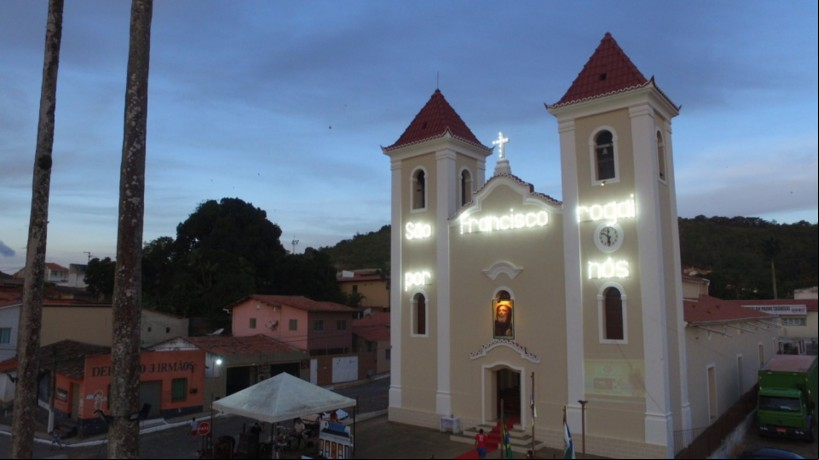 Paróquia recebe doações para pessoas que sofreram com as chuvas
