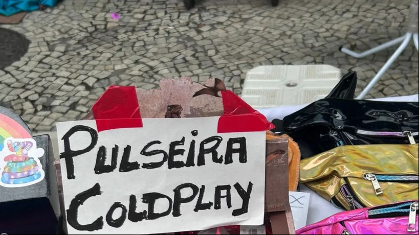 O ório, usado nos shows do Coldplay, reproduziam cores na batida das músicas