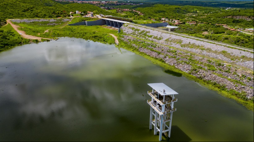 Região do Sertão Central, onde se localiza o açude Banabuiú (Arrojado Lisboa), era uma das mais ameaçadas por seca, mas teve um ótimo inverno até agora