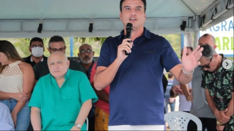 Rafael Marques assume o comando da prefeitura de Pacatuba no lugar do tio, preso nesta terça, 18