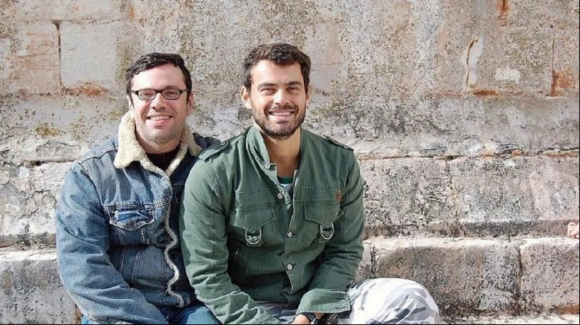 Casado há 17 anos com o autor de novelas João Emanuel Carneiro, Carmo Dalla Vecchia revelou que fez sexo somente com homens durante toda a vida
