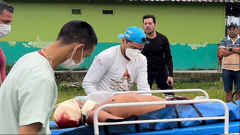 Atentado a Yanomamis - Na tarde deste sábado (29/04) garimpeiros armados alvejaram três (03) jovens Yanomami, sendo um (01) deles, agente indígena de saúde da Comunidade Uxiú. Foto: Hekurari/INSTAGRAM