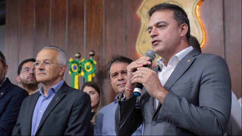  FERNANDO Santana deverá comandar I