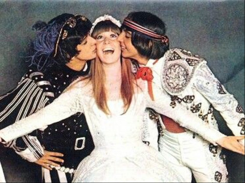 Rita Lee com o vestido de noiva Rita Lee com o vestido de noiva