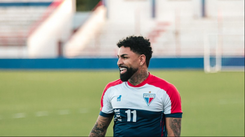 Atacante Romarinho em treino do Fortaleza no Centro de Excelência Alcides Santos, no Pici
