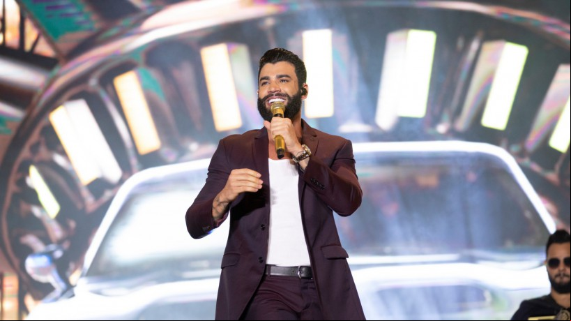 Cantor Gusttavo Lima faz turnê Brasil afora com repertório de sucessos do sertanejo