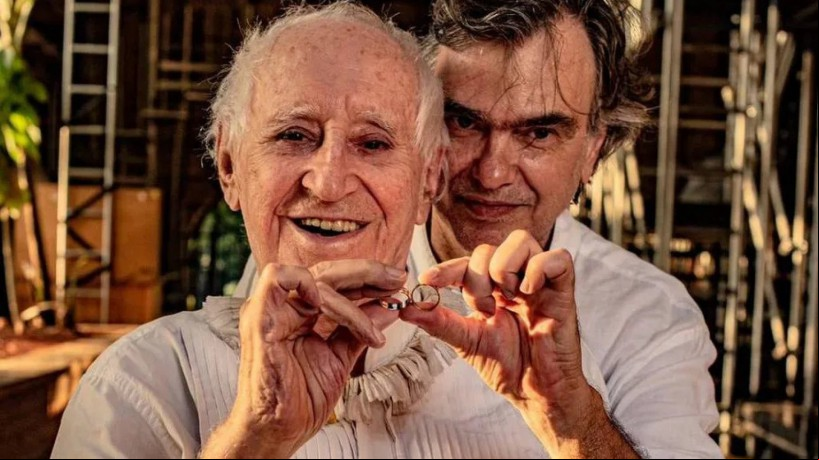 ZÉ Celso, o marido Marcelo Drummond e outras duas vítimas estavam no local do incêndio