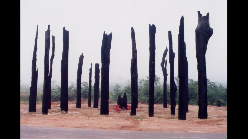 Monumento das Castanheiras Mortas, no local onde ocorreu o Massacre de Eldorado dos Carajás, relembra vítimas da chacina Monumento das Castanheiras Mortas, no local onde ocorreu o Massacre de Eldorado dos Carajás, relembra vítimas da chacina