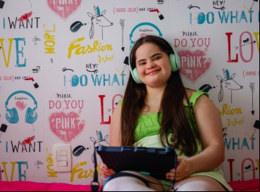 Alice Peres é influenciadora digital e Miss Down do Brasil
 