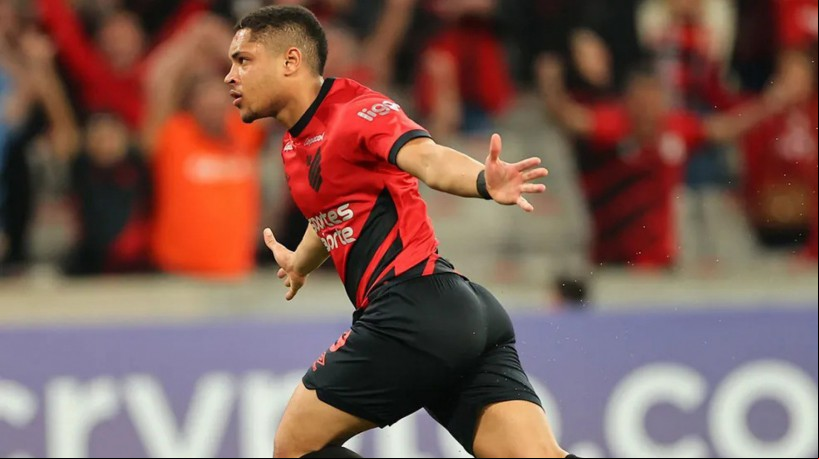 Athletico-PR e Cruzeiro se enfrentam pelo Brasileirão Série A 2023 hoje, 29; onde assistir ao vivo aos jogos do dia e horário do jogo.