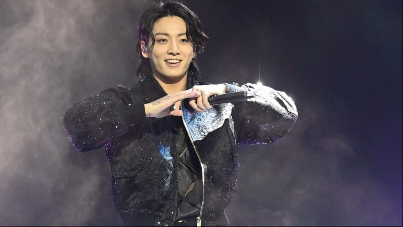 Caçula do BTS se joga em carreira solo e fala