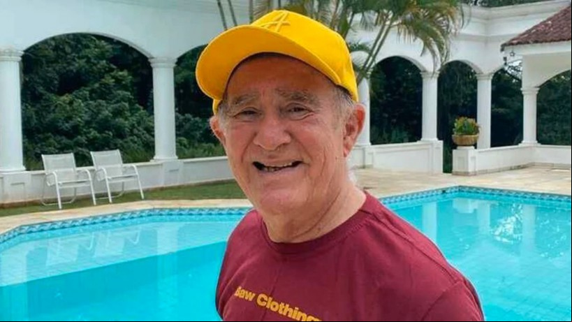 Com campo de futebol, heliponto e cachoeira particular, mansão de Renato Aragão, o Didi, está à venda