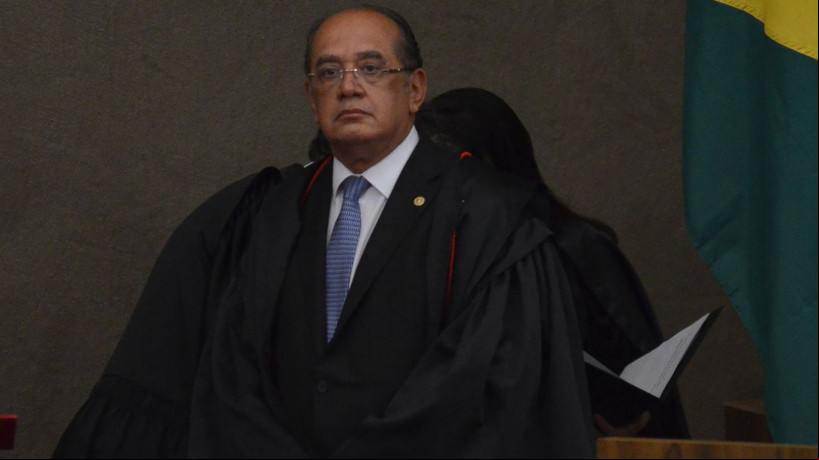 Brasília - O ministro Gilmar Mendes, do STF, toma posse como ministro titular do Tribunal Superior Eleitoral (TSE). O ministro vai ocupar a vaga aberta com a saída da ministra Cármen Lúcia (José Cruz/Agência Brasil)
