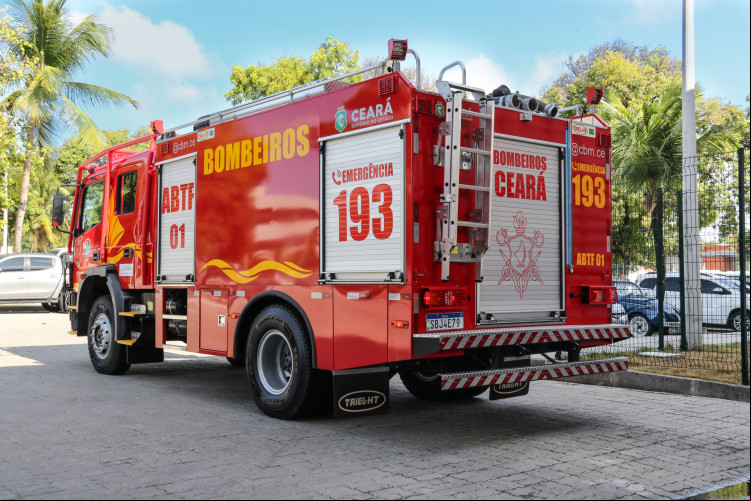 Foto de apoio ilustrativo. Idoso precisou ser resgatado pelos bombeiros