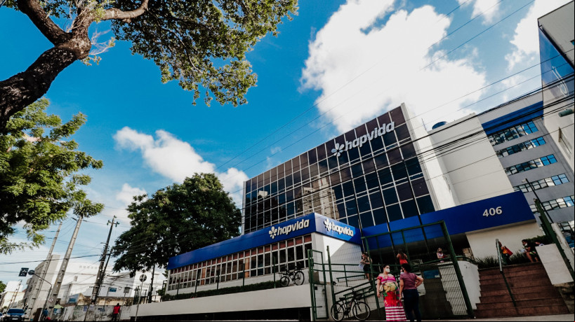Empresa conta com 764 pontos de atendimento próprios no Brasil