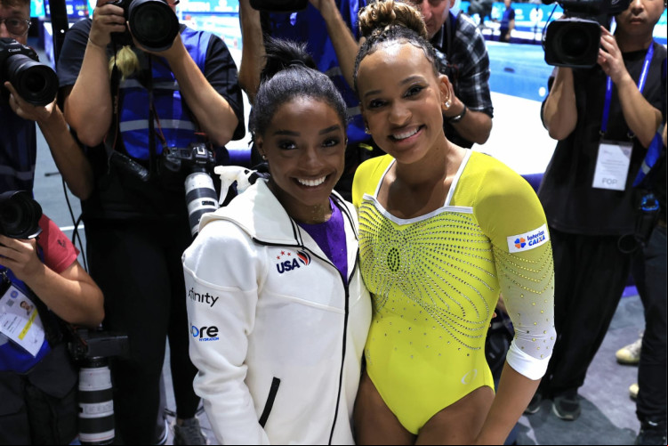 A nota do salto é uma das maiores disputas entre Rebeca e Biles