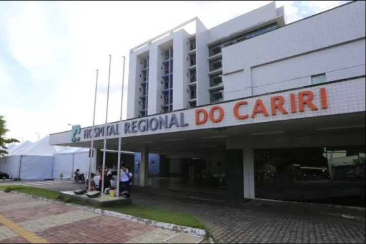 Fachada do Hospital Regional do Cariri (HRC), em Juazeiro do Norte