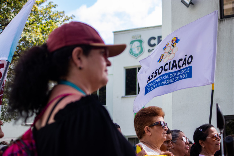 Protesto da Associação Comunitária dos Bairros Ellery e Monte Castelo (Acem), na manhã desta quarta-feira, 25, em frente à SDA