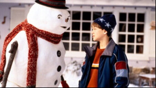 Michael Keaton é o protagonista Jack Frost no longa Michael Keaton é o protagonista Jack Frost no longa
