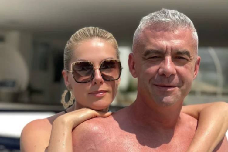 Ana Hickmann e Alexandre Correia estão casados desde 1998 e têm um filho de 9 anos