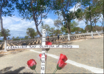 Sepultamento de Ray ocorreu nesta terça-feira, 21, no Cemitério Bom Jardim Sepultamento de Ray ocorreu nesta terça-feira, 21, no Cemitério Bom Jardim