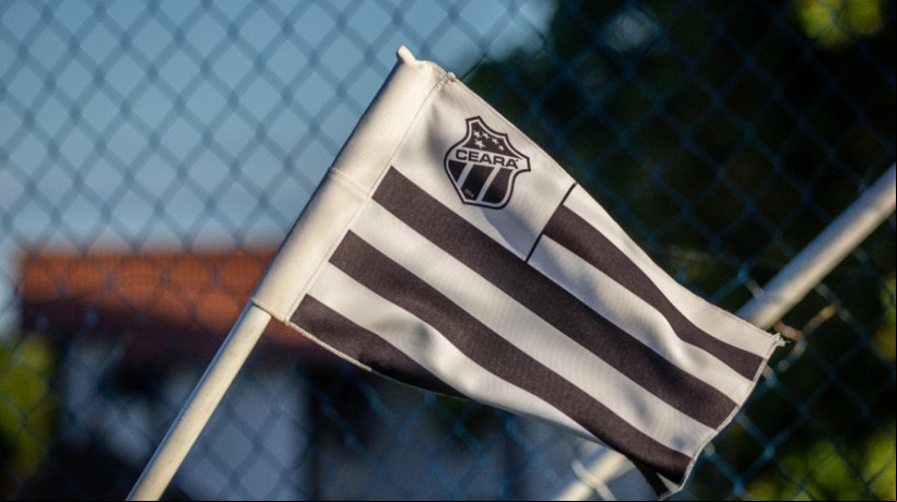 Bandeira do Ceará Sporting Club na Cidade Vozão
