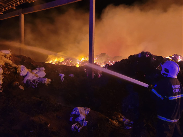 Incêndio não causou vítimas Incêndio não causou vítimas