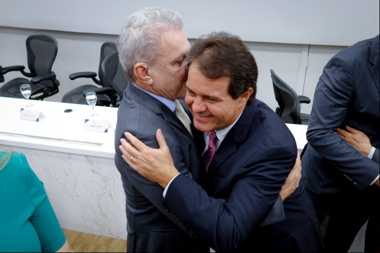 Prefeito José Sarto (PDT) e o deputado estadual Evandro Leitão (PT)