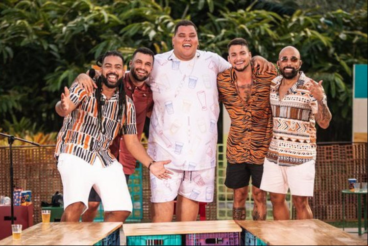 Grupo de pagode Menos É Mais anunciou show em Fortaleza em junho
