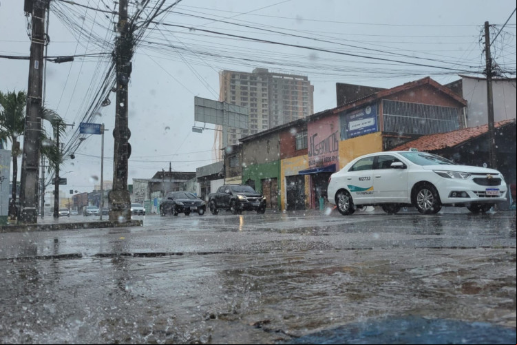 Com chuva desta segunda-feira, 19, Ceará tem dia mais chuvoso do ano