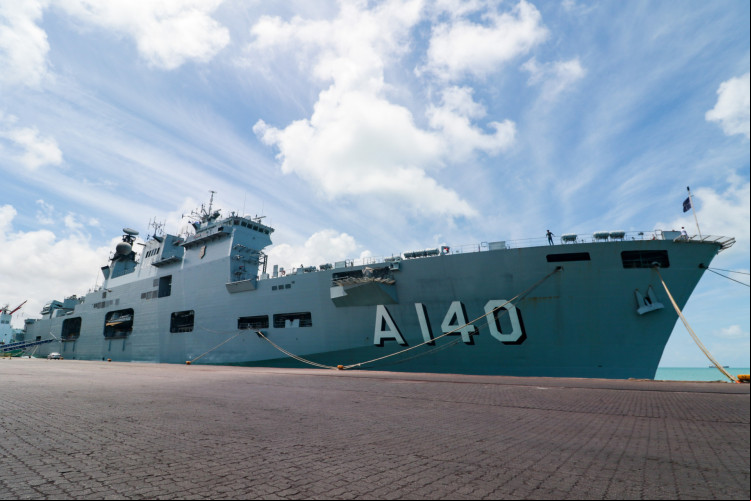 Prefeitura de Fortaleza e Marinha do Brasil promovem atendimentos de saúde no Navio Aeródromo-Multipropósito Atlântico no Porto Marítimo do Mucuripe
