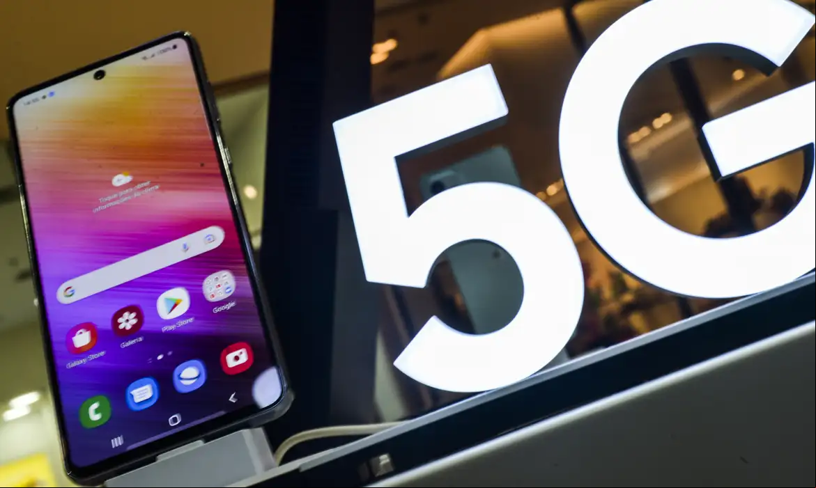 Menos de 8% das cidades brasileiras têm leis de antenas adaptadas a 5G