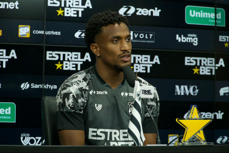 Saulo Mineiro, atacante do Ceará, em entrevista coletiva