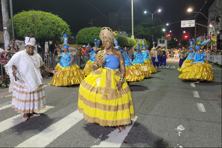 Afoxé Oxum Odolá se apresentou no carnaval da avenida Domingos Olímpio