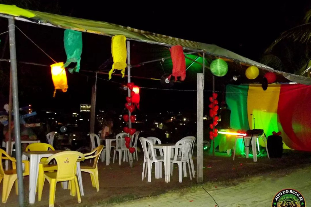 O Alto do Reggae abre às segundas anexo ao Espetinho do Adecio, no Mirante Santa Terezinha