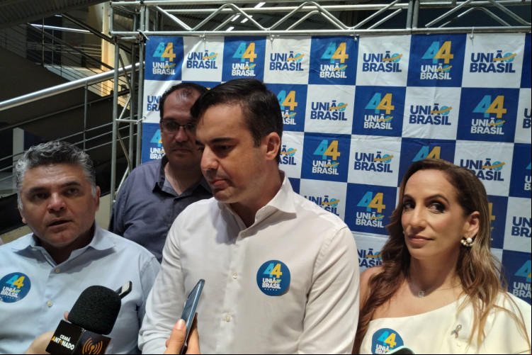 Pré-candidato à Prefeitura de Fortaleza, Capitão Wagner, em evento de filiação de Kamila Cardoso ao UB