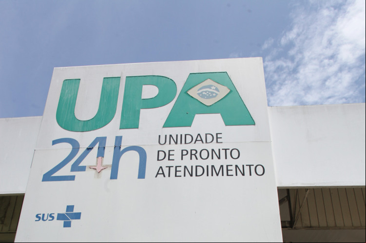 FORTALEZA, CEARÁ, BRASIL,21.03.2024: Lotação, insegurança e precarização na UPA Vila Velha.